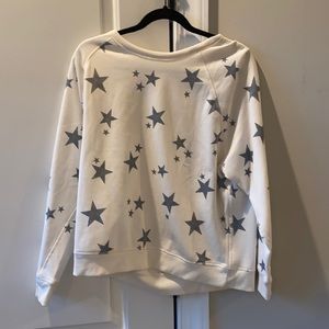 Super soft and cute star sweatshirt!